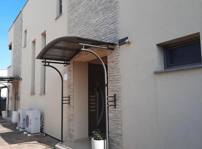 Garden Apartment